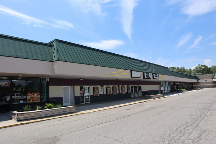 Riverside Cinemas - June 11 2022 Photo (newer photo)